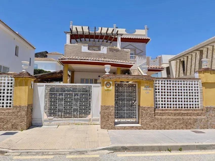 Villa Detached in El Tomillar