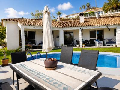 R5456023, Villa Detached in Benalmadena