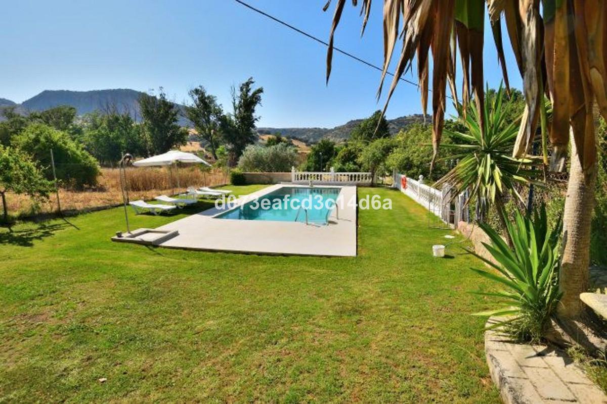 Villa Finca in Benaoj&aacute;n