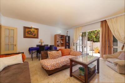 R5457484, Townhouse Terraced in Las Lagunas