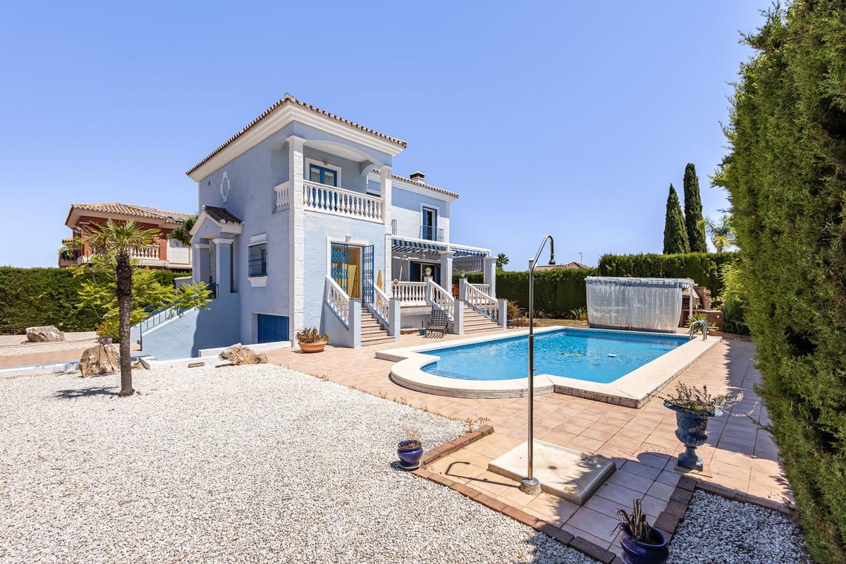 Villa Detached in Co&iacute;n