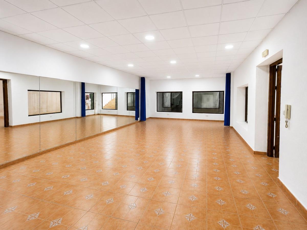Commercial Commercial Premises in Arroyo de la Miel