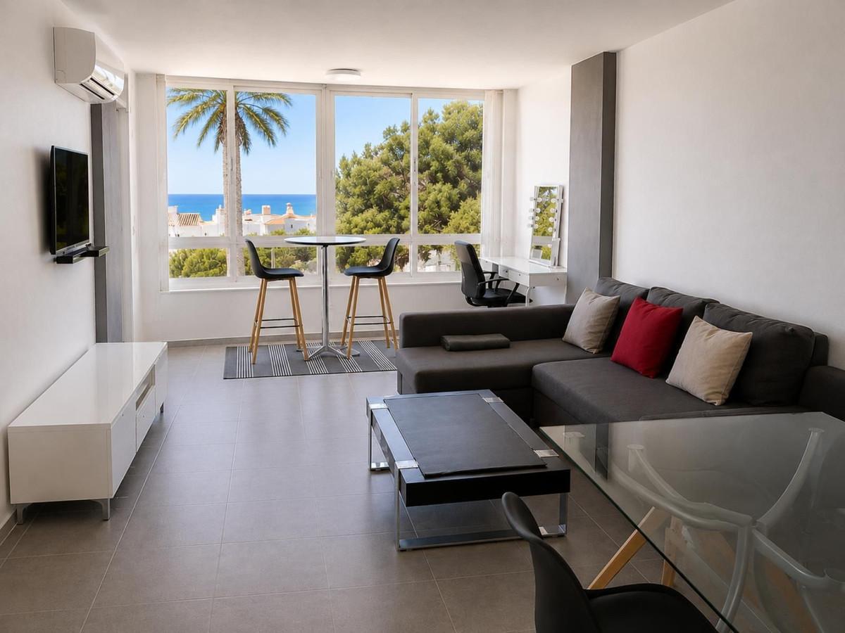 Apartment Middle Floor in Calypso