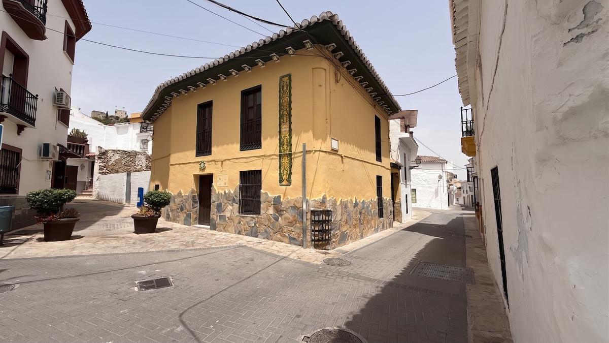 Townhouse Terraced in Monda