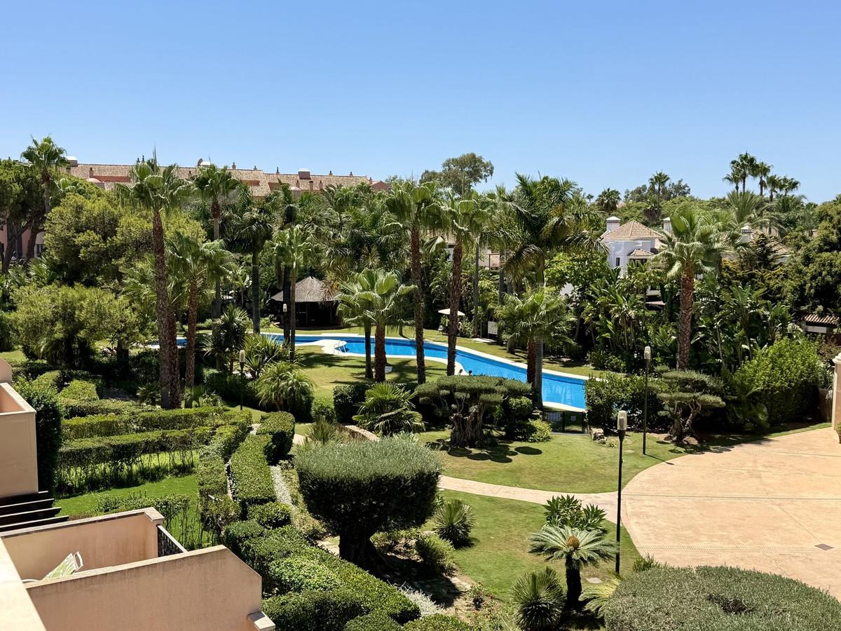 Apartment Penthouse in Puerto Ban&uacute;s