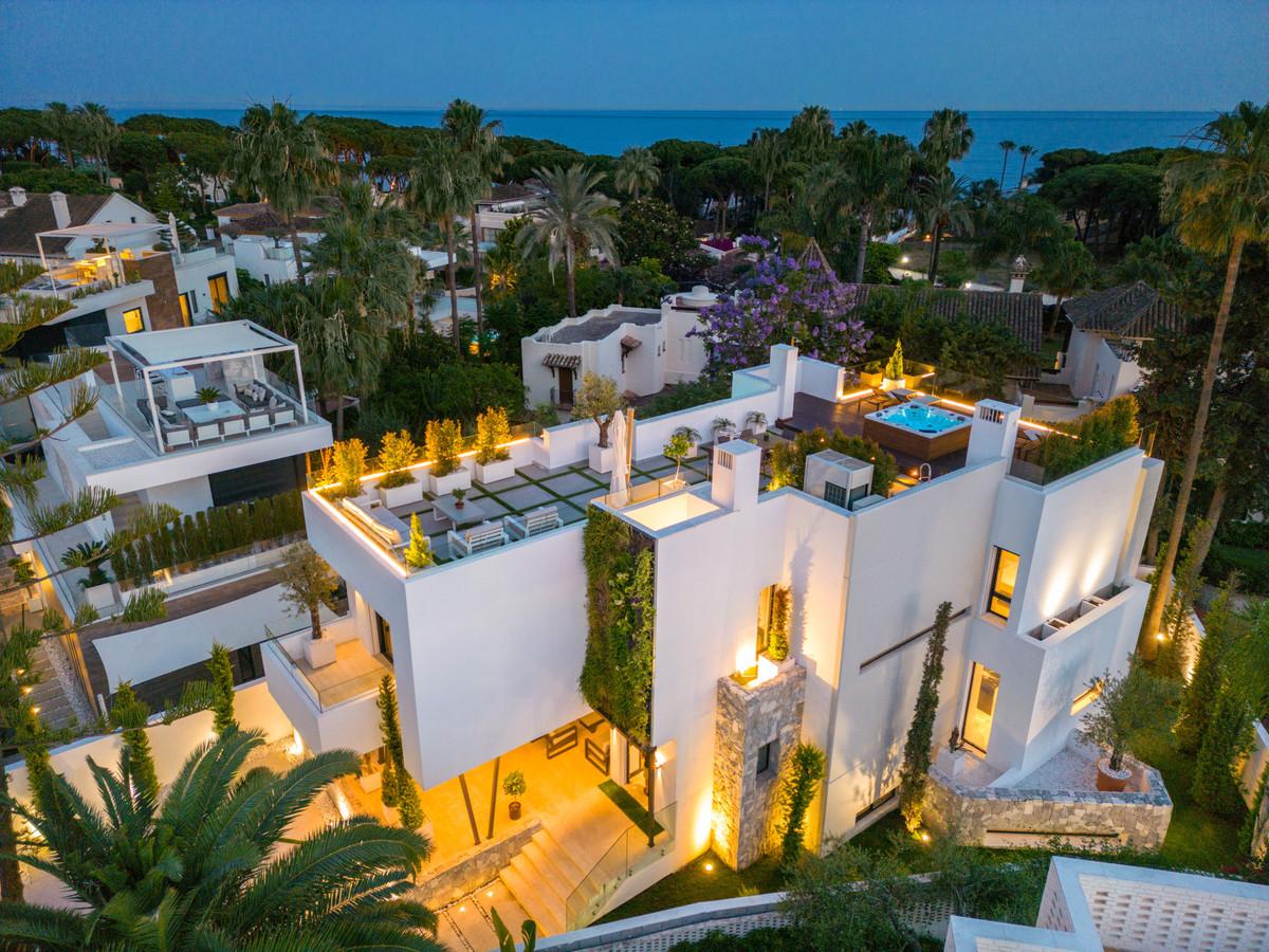 Villa Detached in The Golden Mile