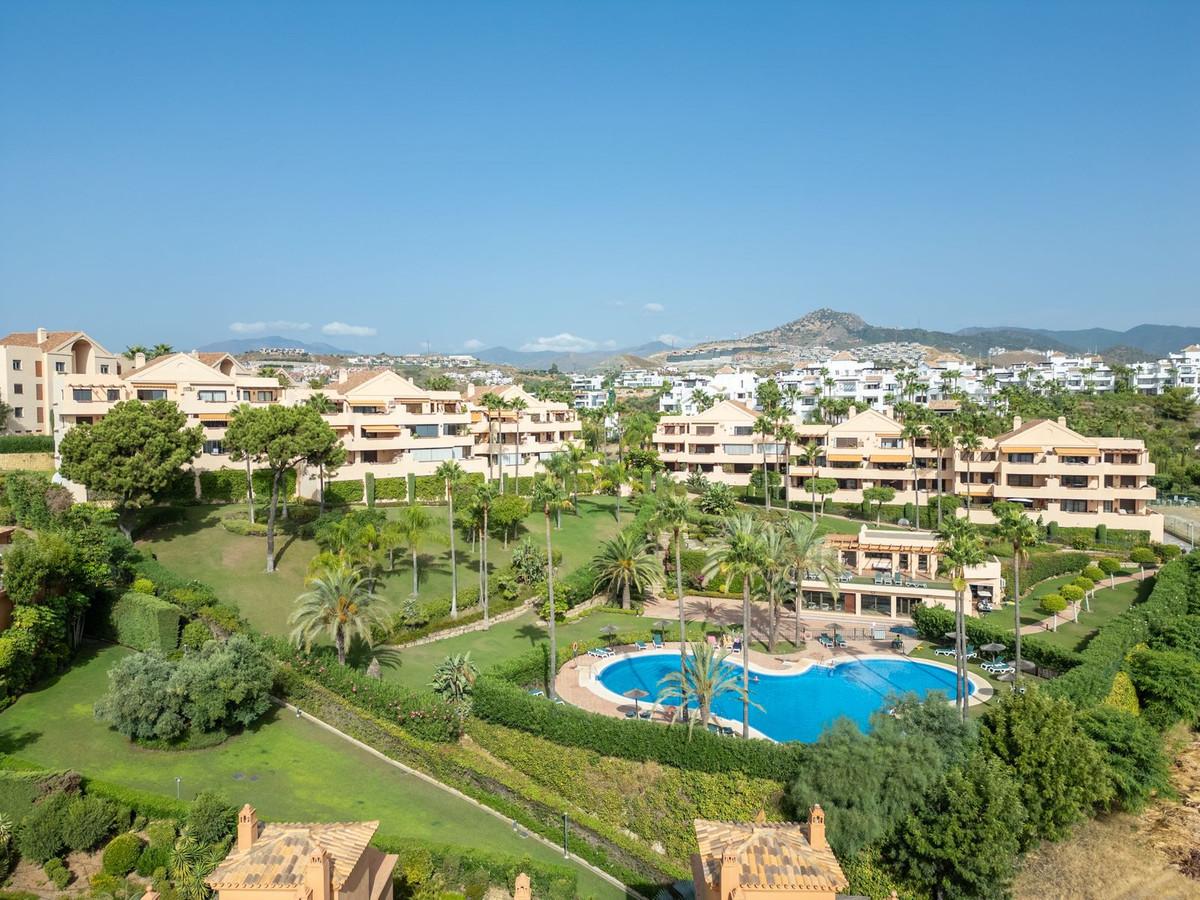 Apartment Penthouse in Atalaya