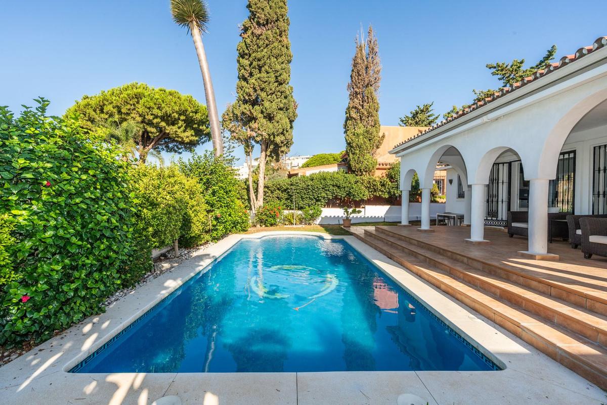 Villa Detached in Costabella