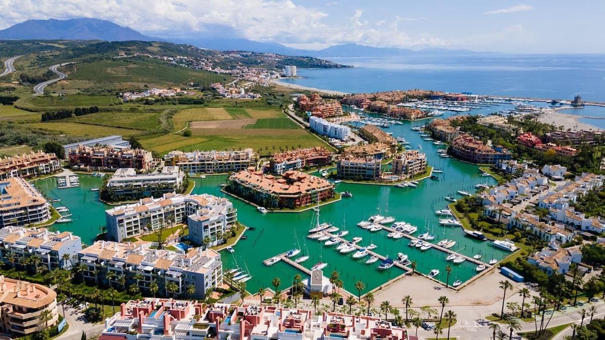Apartment Duplex in Sotogrande Marina