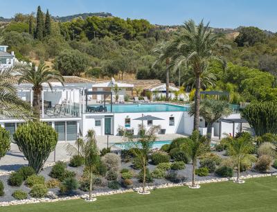 R5463289, Villa Detached in Elviria