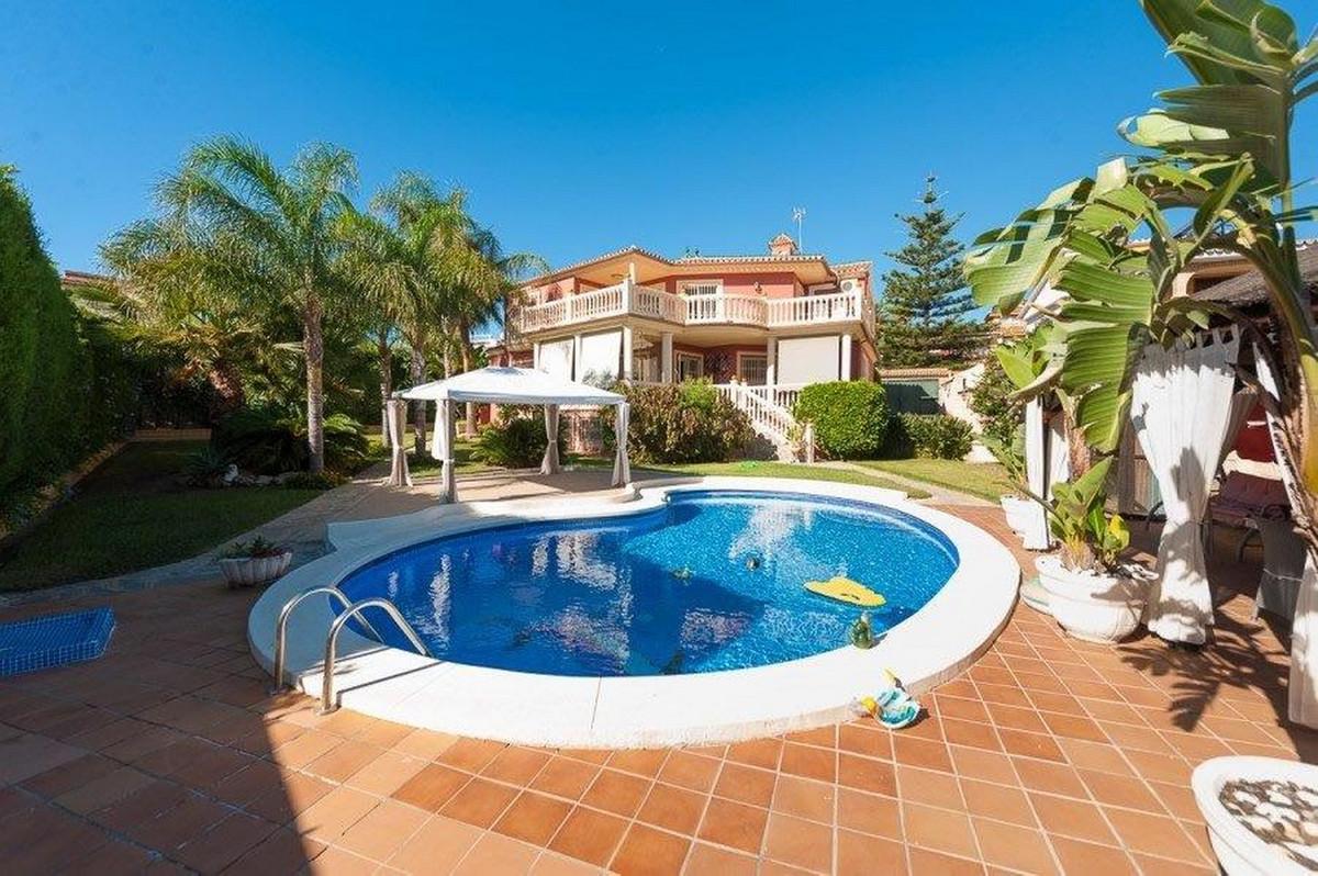 Villa Detached in Playamar