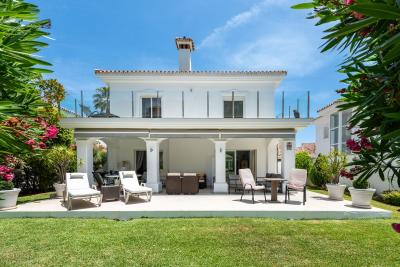 R5468371, Villa Detached in Atalaya