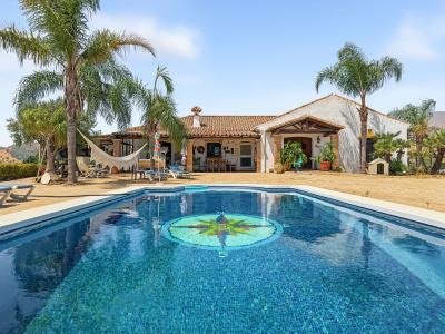 R5468413, Villa Finca in Casares
