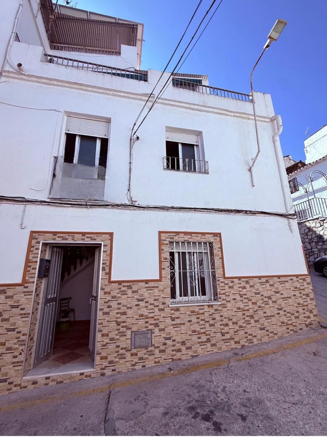 Townhouse Terraced in Co&iacute;n
