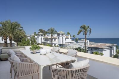 R5354071, Apartment Penthouse in New Golden Mile