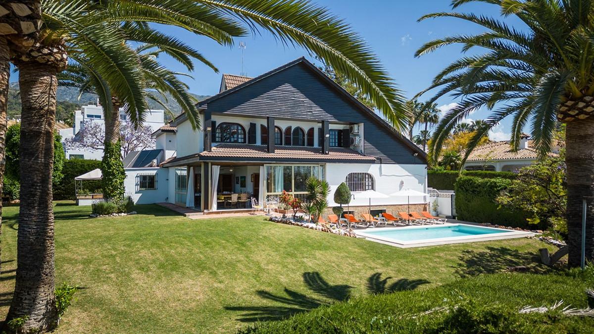 Villa Detached in Marbella