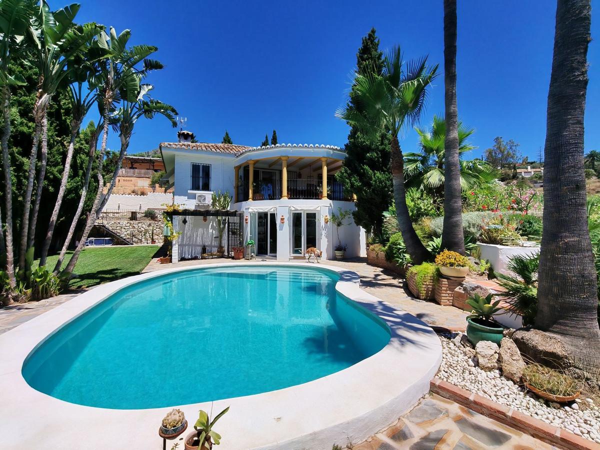 Villa Detached in Benalmadena