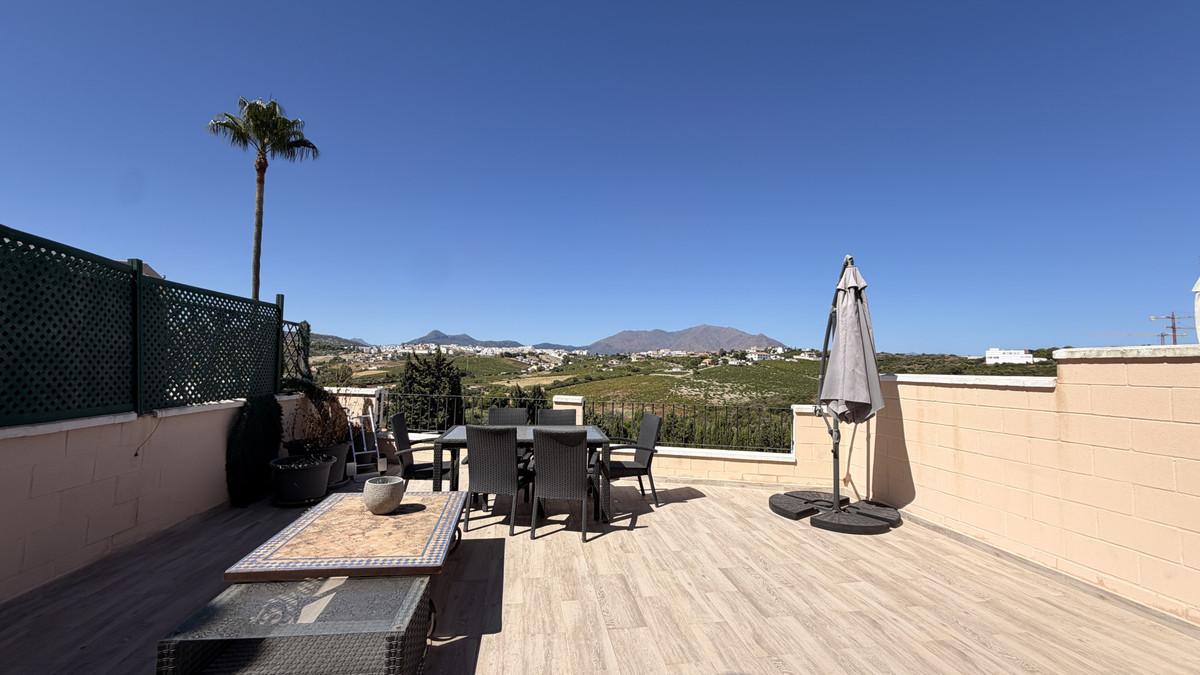 Townhouse Terraced in La Duquesa