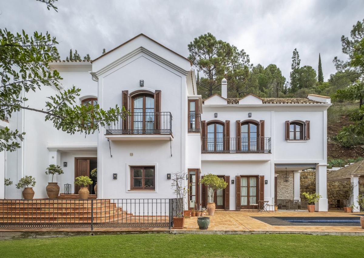Villa Detached in El Madro&ntilde;al