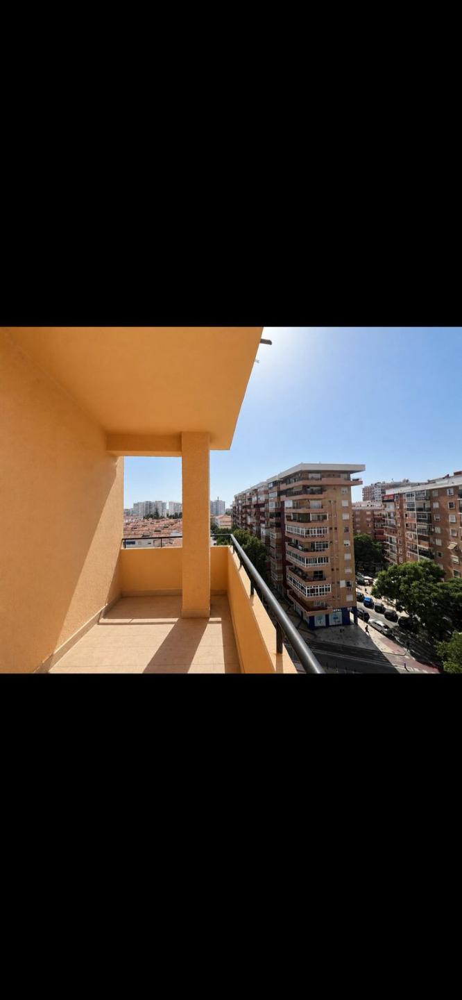 Apartment Middle Floor in M&aacute;laga