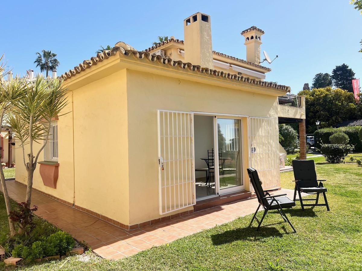 Villa Detached in Riviera del Sol
