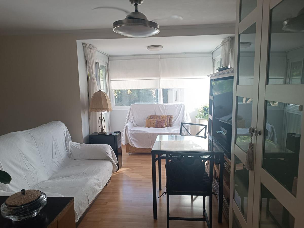 Studio Middle Floor in Estepona