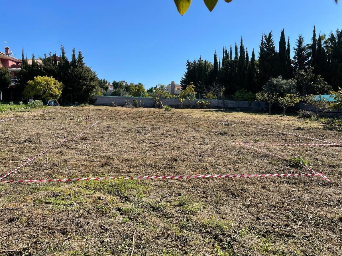 Plot Residential in New Golden Mile