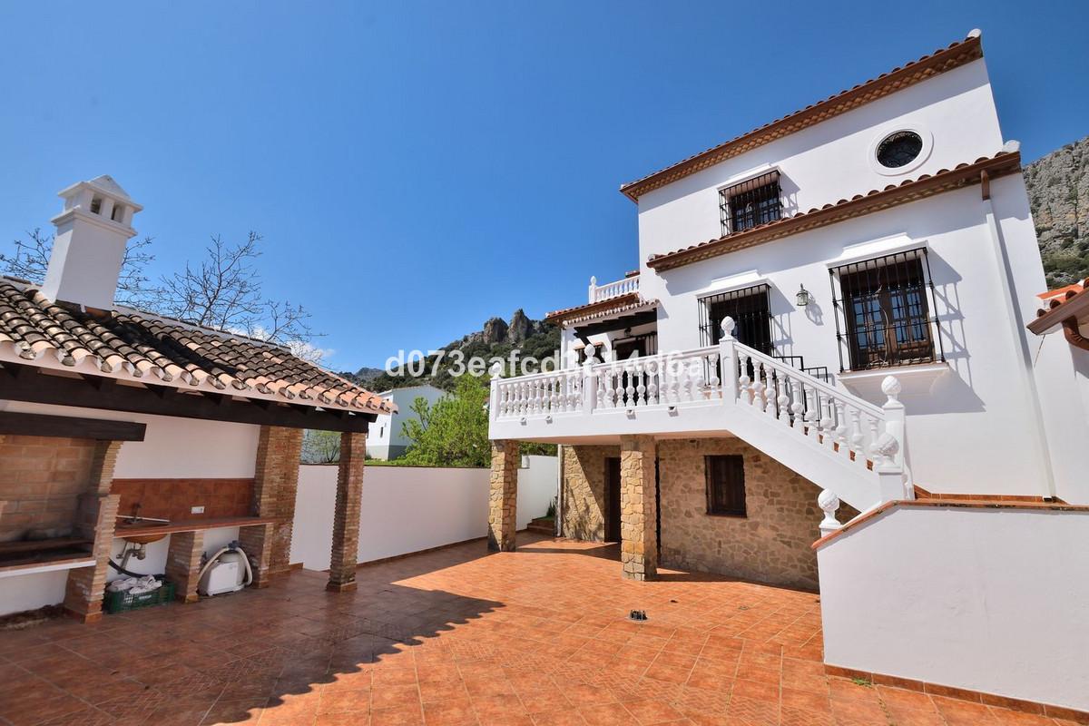 Villa Detached in Montejaque