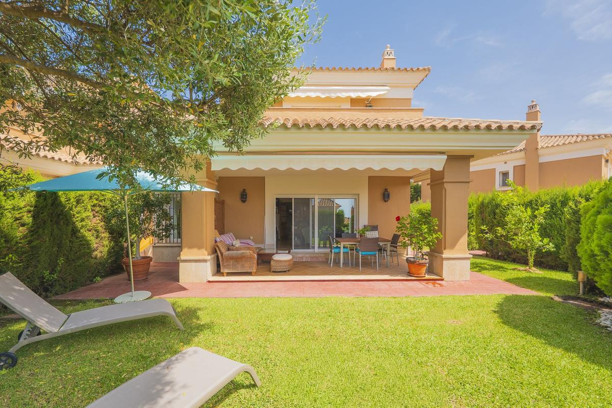 Villa Semi Detached in Santa Clara