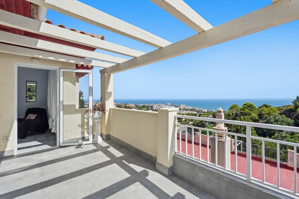 Apartment Penthouse in Benalmadena