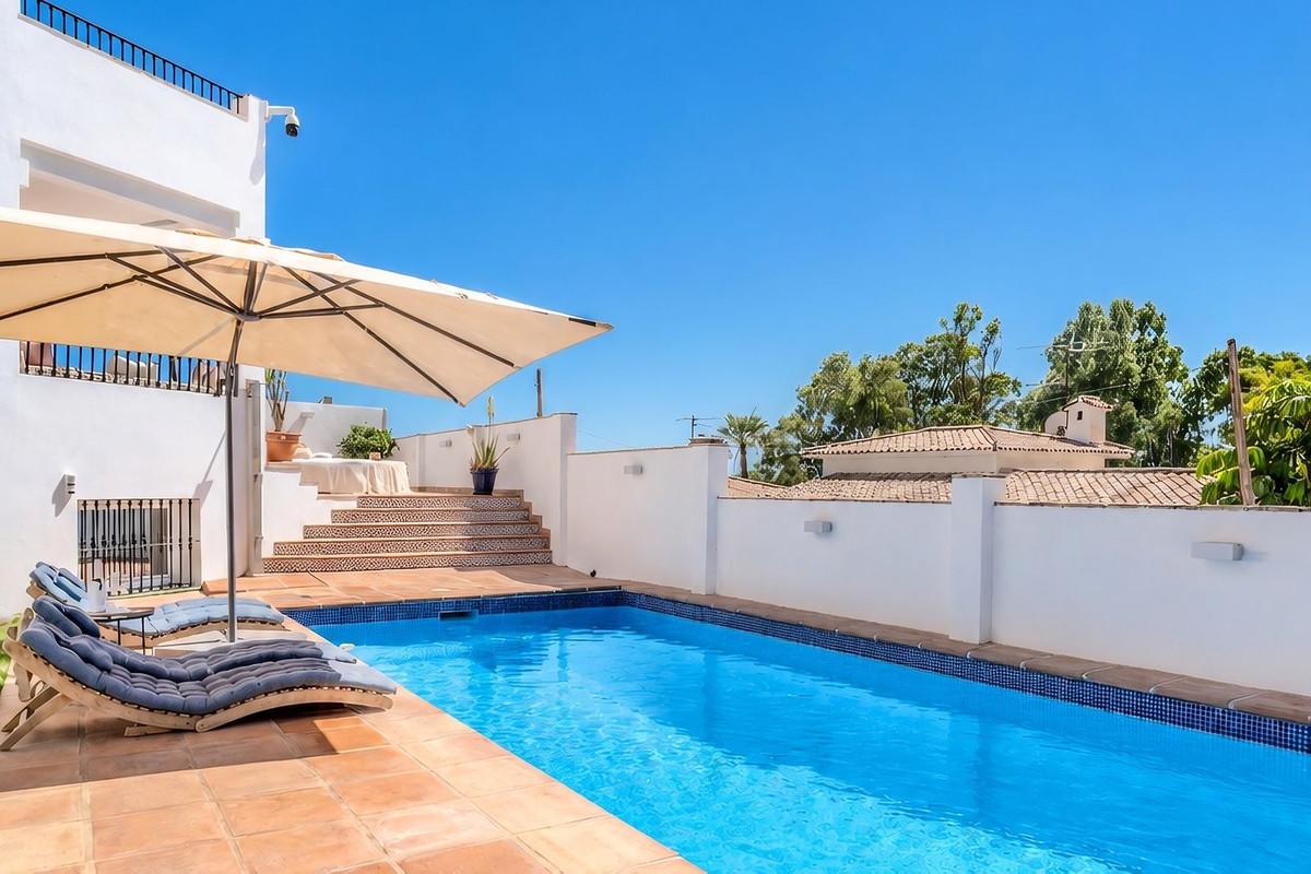 Villa Semi Detached in Nueva Andaluc&iacute;a