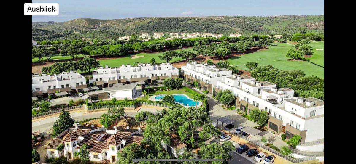 Townhouse Semi Detached in Sotogrande Alto