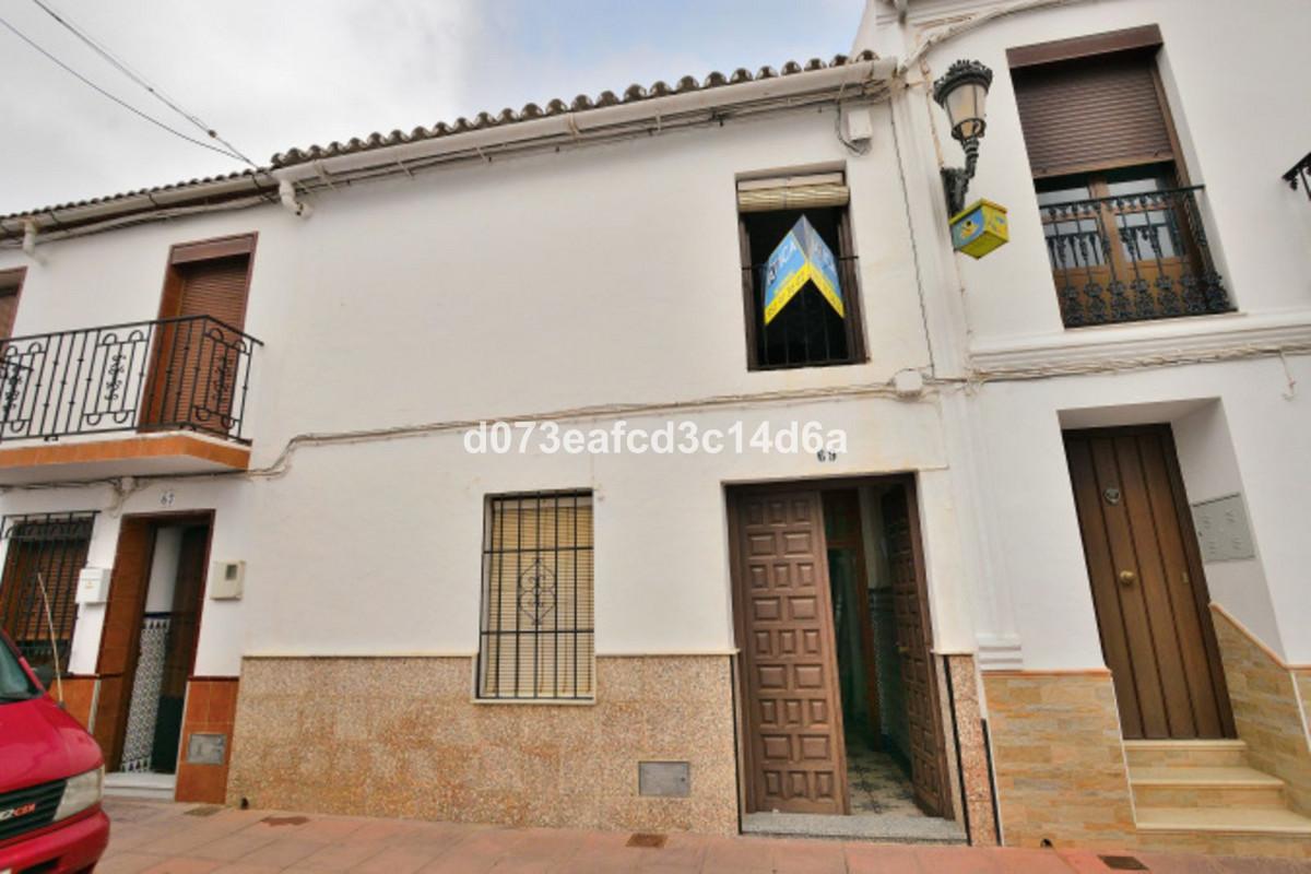 Townhouse Terraced in Cuevas del Becerro