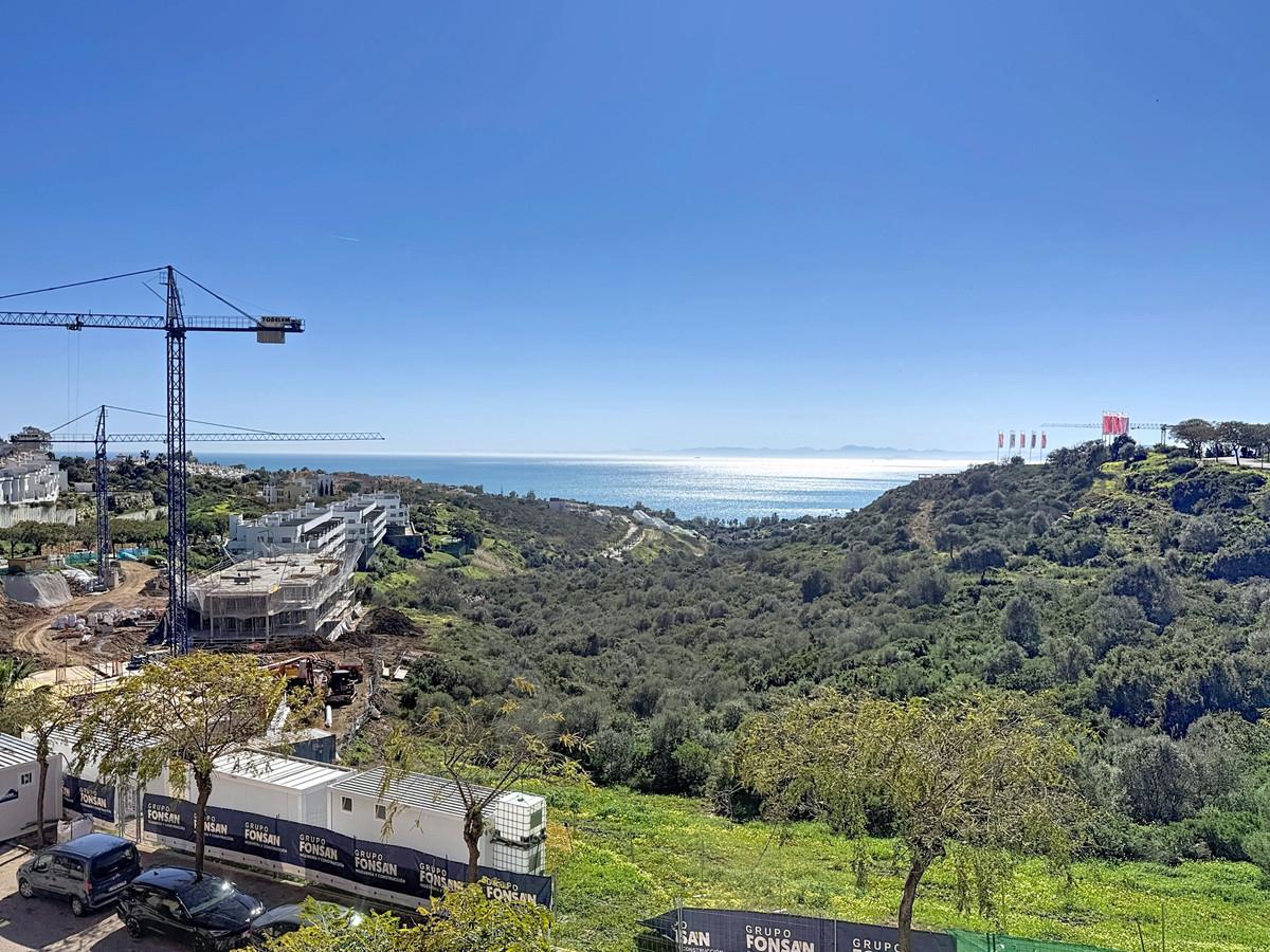 Apartment Penthouse in Manilva
