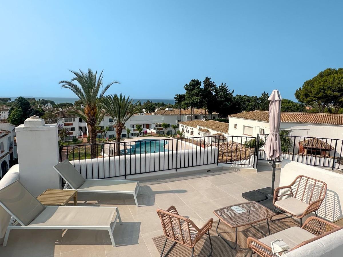 Apartment Penthouse in El Paraiso