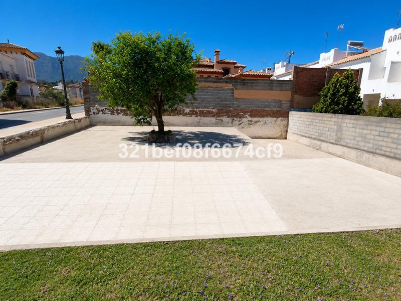 Plot Land in Estepona