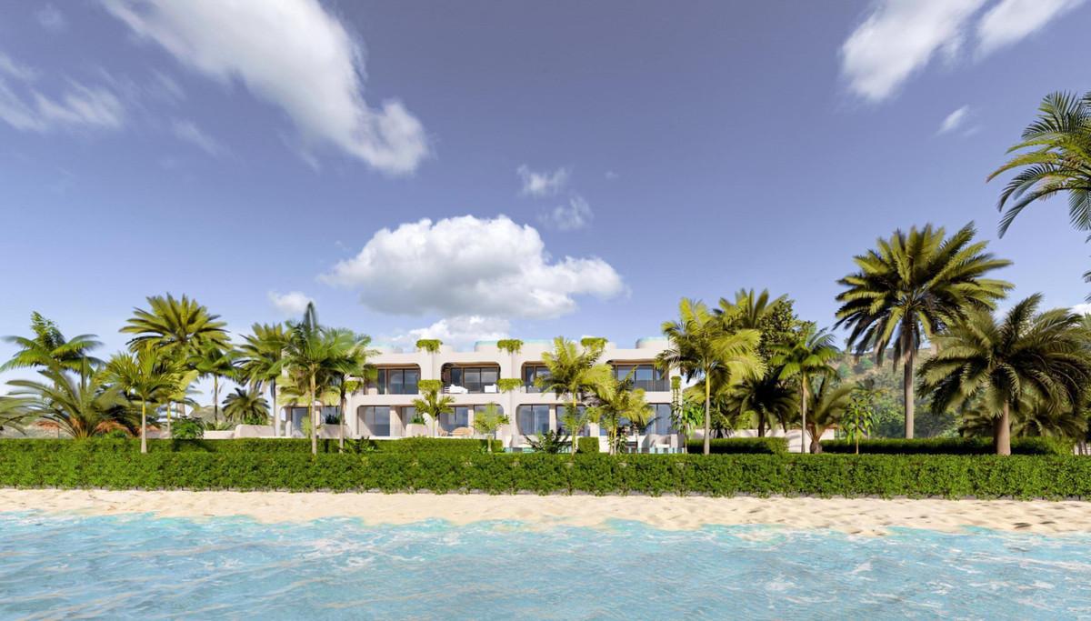 Plot Land in Guadalmina Baja