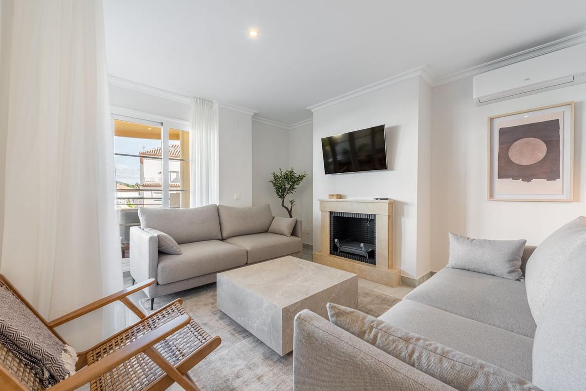 Apartment Duplex in Nueva Andaluc&iacute;a