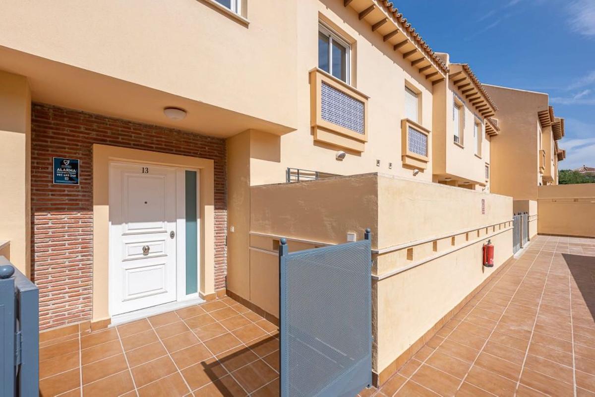 Villa Semi Detached in Calahonda
