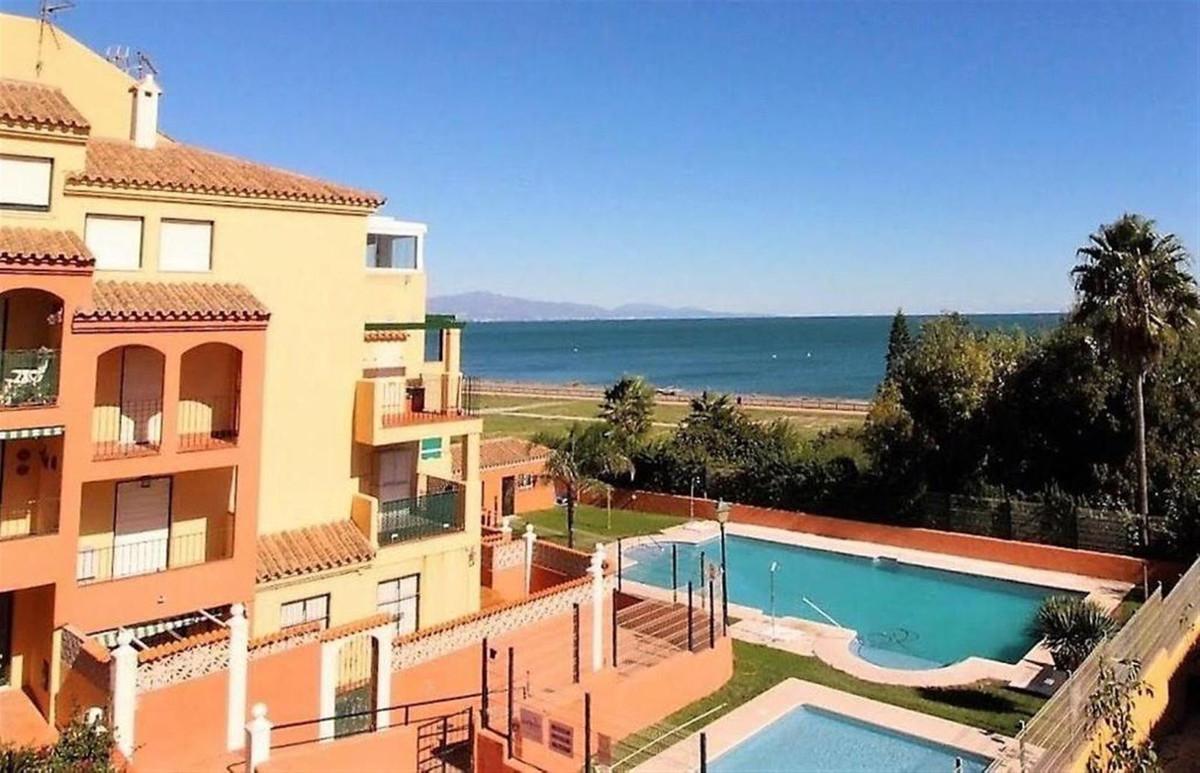 Apartment Penthouse in La Duquesa