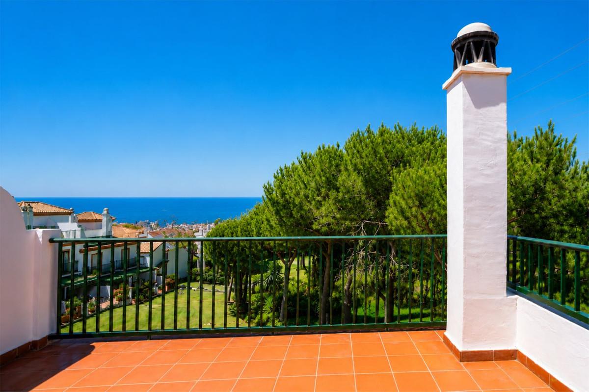 Villa Semi Detached in Cabopino