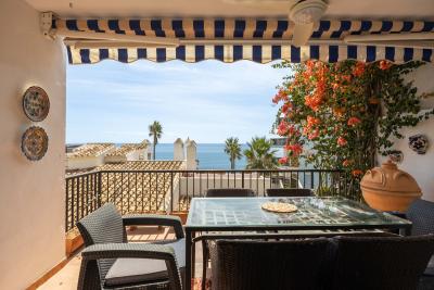 R5498152, Apartment Middle Floor in Calahonda