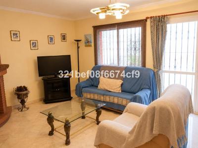 R5498386, Townhouse Terraced in Estepona