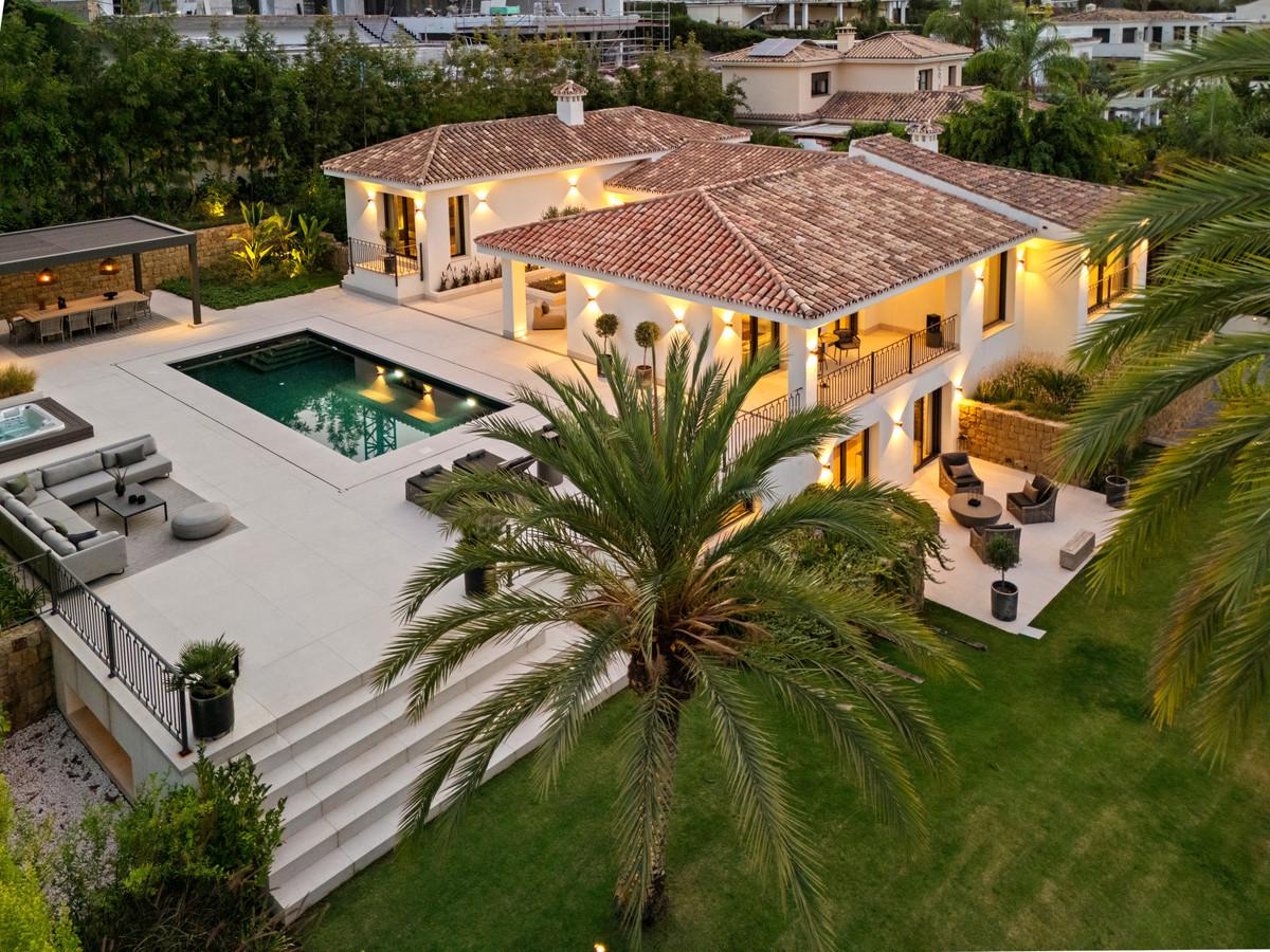 Villa Detached in Nueva Andaluc&iacute;a