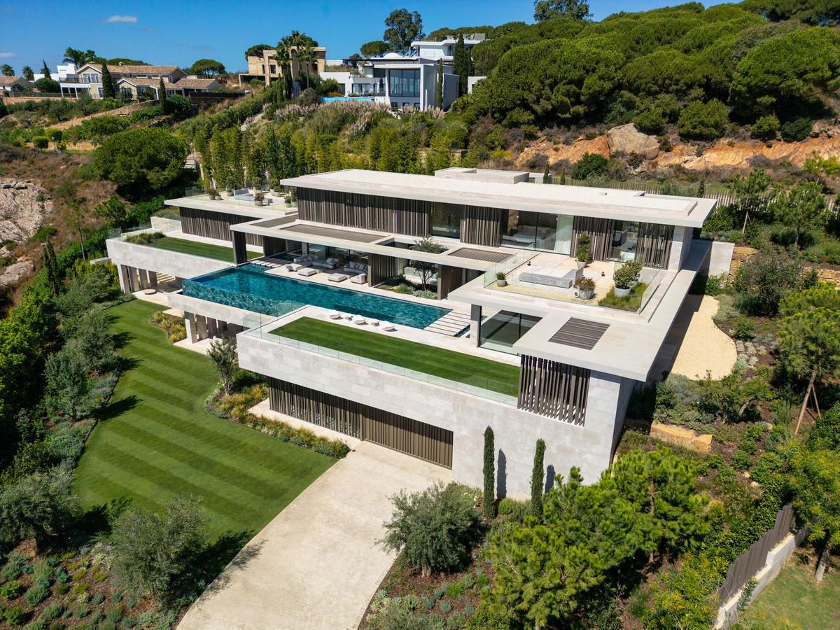 Villa Detached in Sotogrande Alto