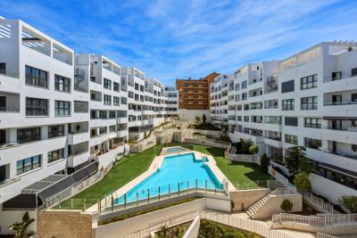 R5507248, Apartment Middle Floor in Estepona