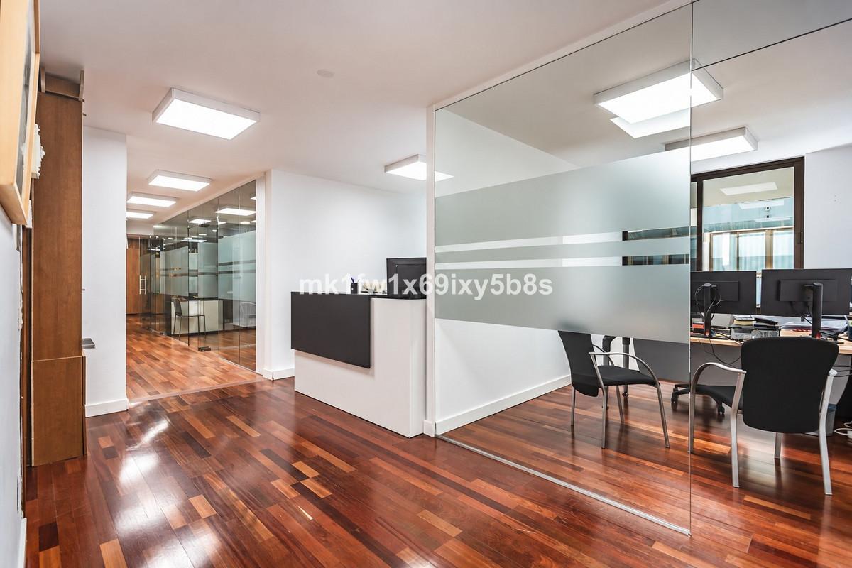Commercial Office in Marbella