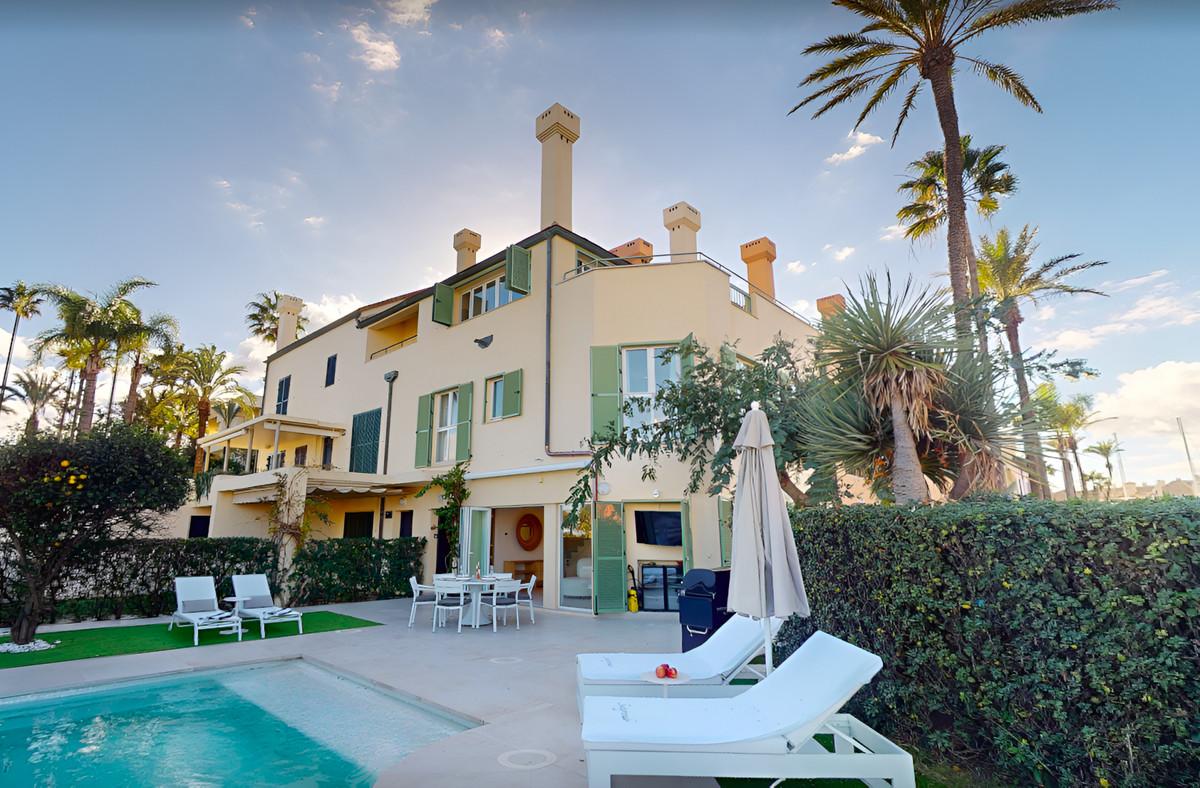 Townhouse Semi Detached in Sotogrande Marina