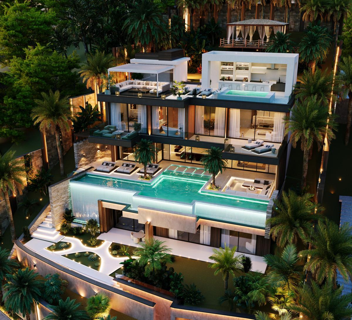 Villa Detached in Altos de los Monteros