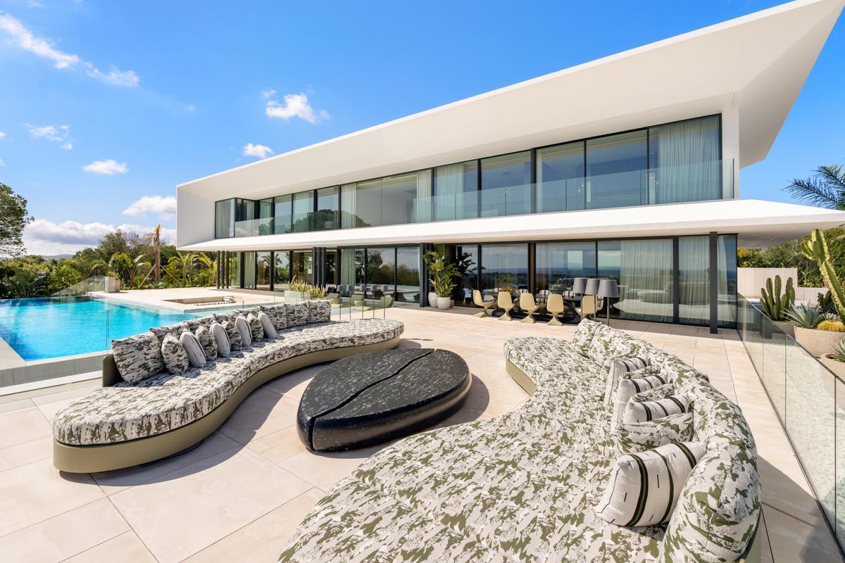 Villa Detached in Sotogrande